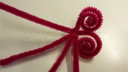 http://uhu4kids.ru/catalog/kleevye_termopistolety_uhu_7/